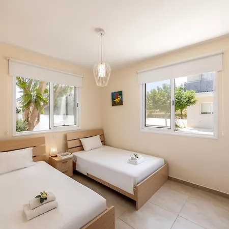 Mythical Sands Apartman *