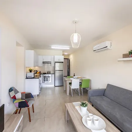 Mythical Sands Apartman *